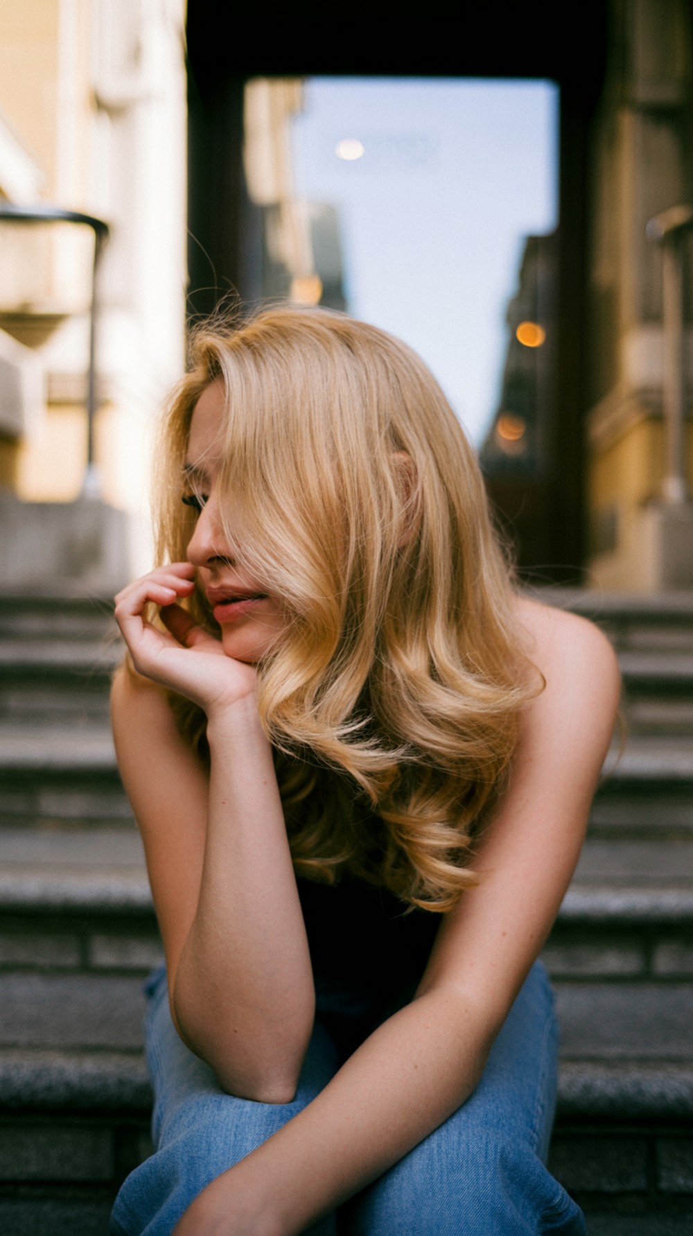 Champagne Blonde