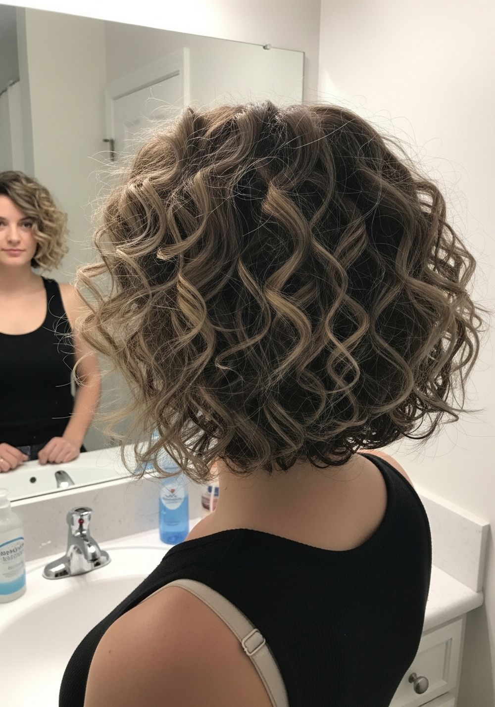 Textured Curly Bob Ashy Bronde