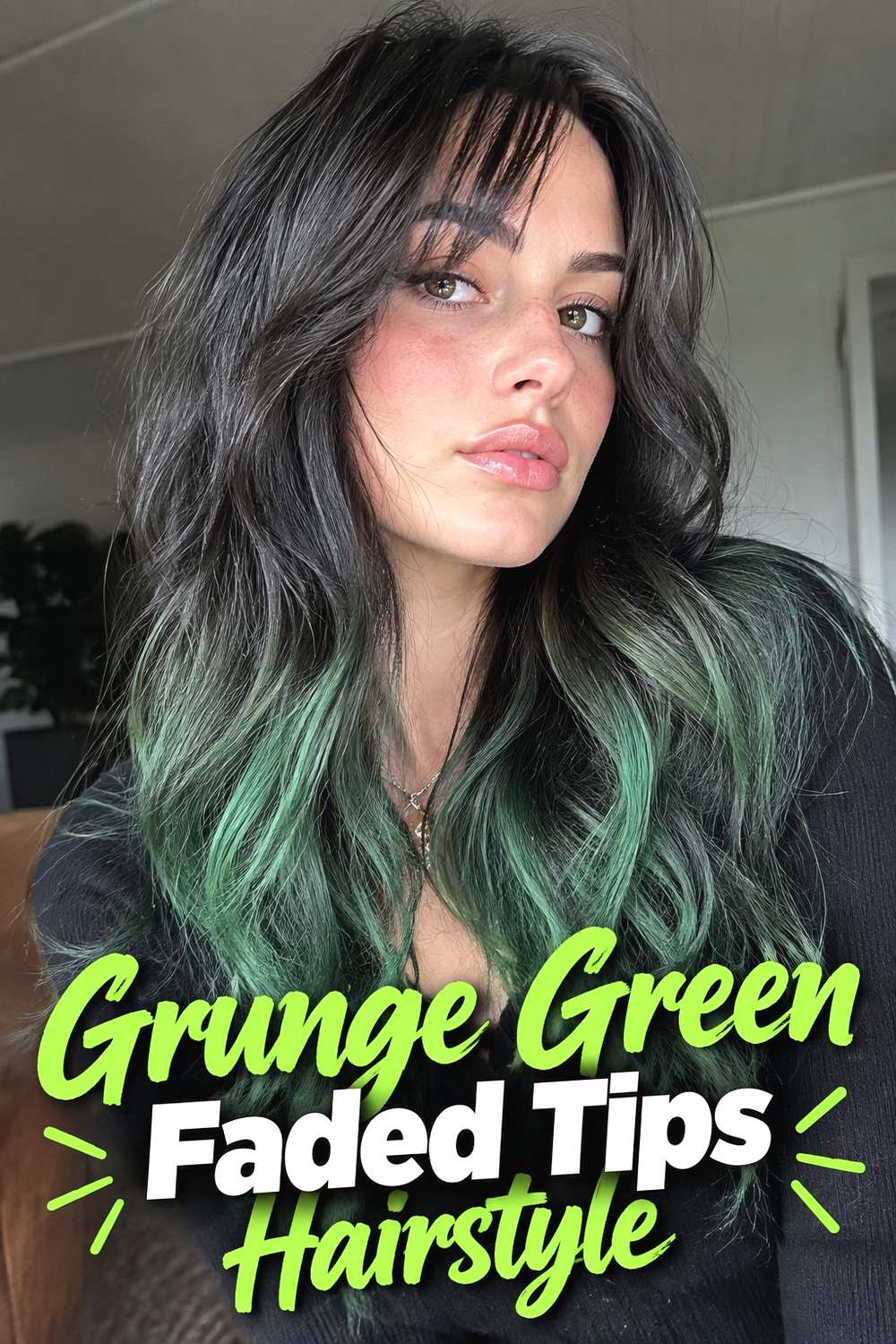 14. Grunge Green Faded Tips Hairstyle