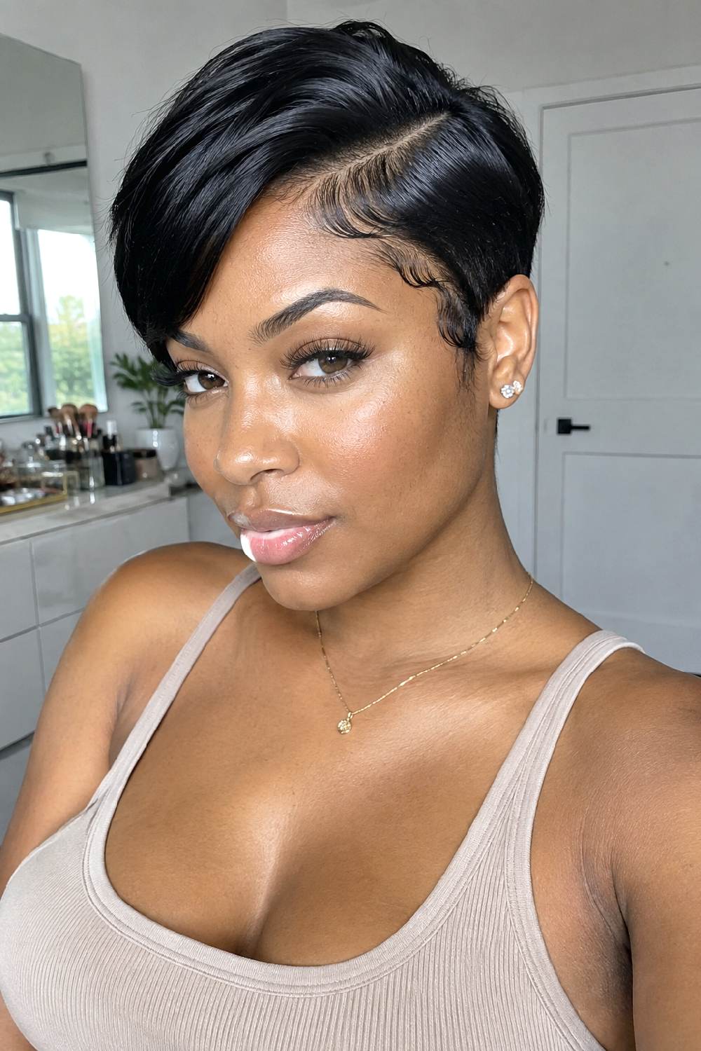 Sleek Side-Part Pixie Baddie Hairstyle