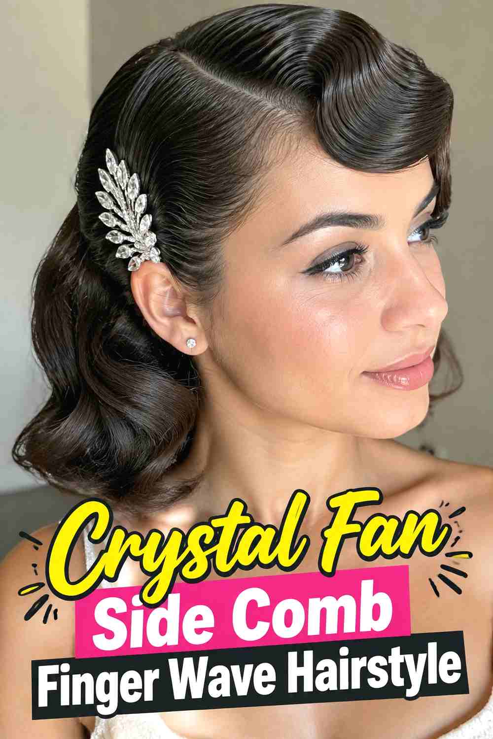 1. Crystal Fan Side Comb Finger Wave Hairstyle