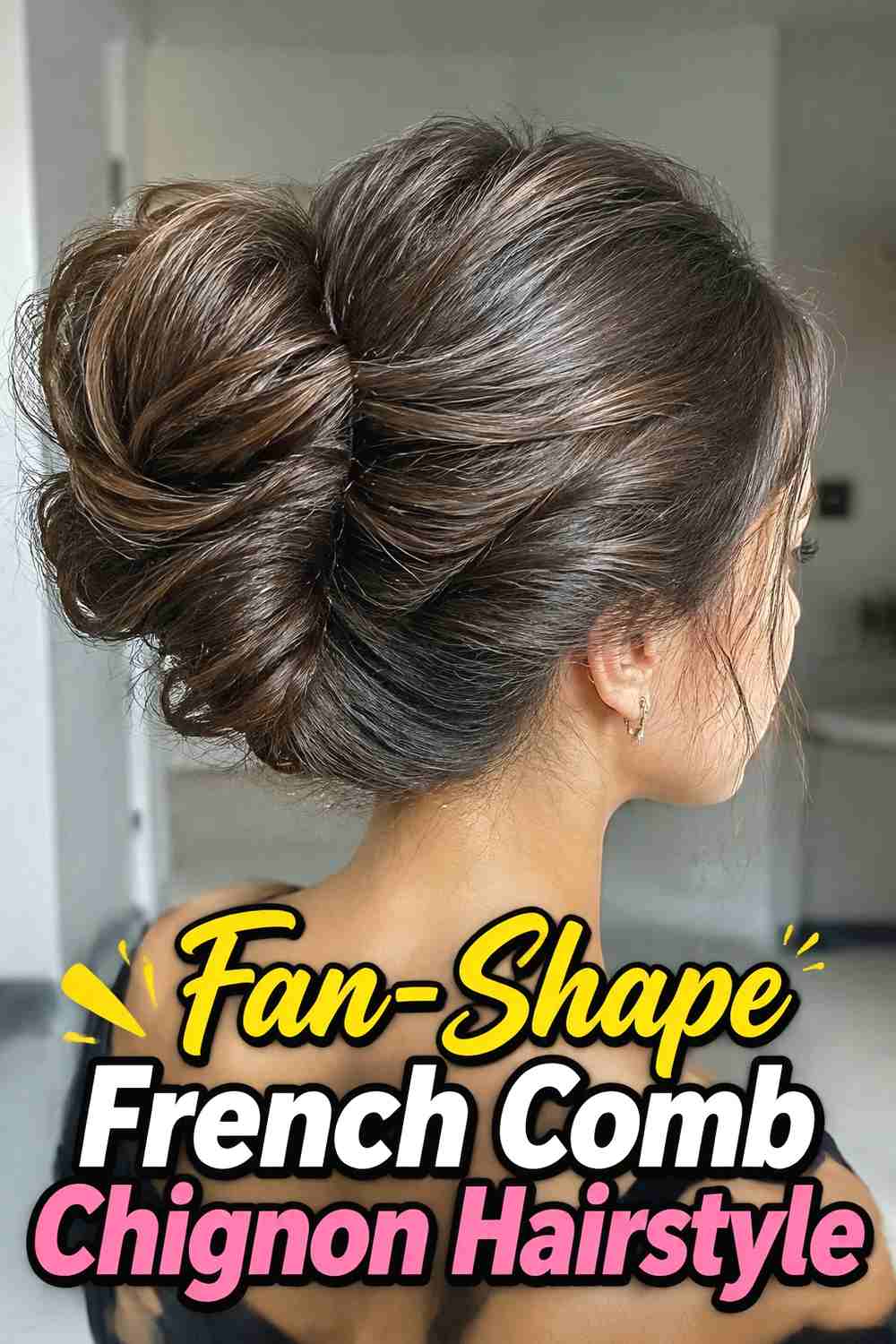 2. Fan Shape French Comb Chignon Hairstyle